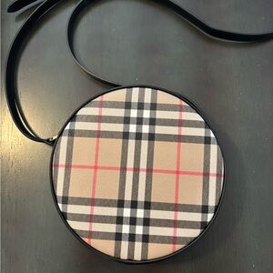 Burberry New Louise bag Like New